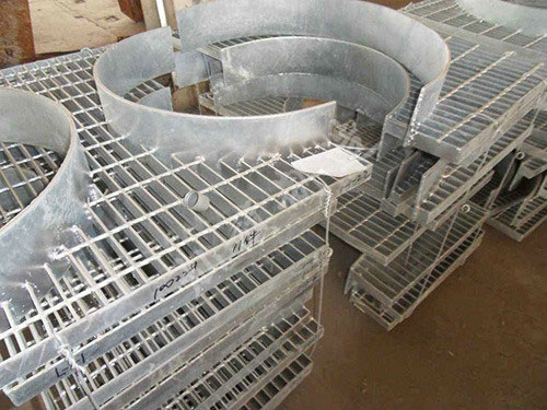 內(nèi)蒙異形鋼格柵圖片3